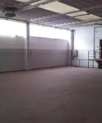 Capannone / Fondo in affitto a Ozzano dell'Emilia