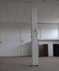 V000817 - Capannone a Sestu