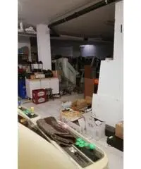 Vendita Magazzino in Via Monaco, 43