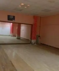 affittasi o vendesi deposito sant' agata li battiati centro