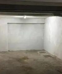 Vendita Magazzino in Via Modena