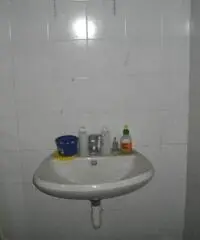 Affitto Magazzino in Largo Adua