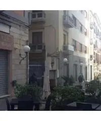 Centro città: Affitto Magazzino in Via Calabria Centro città: Affitto Magazzino in Via Calabria