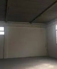 Capannone artigianale in affitto a Empoli 280 mq  Rif: 468940