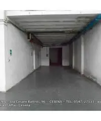 Centro città: Affitto Capannone in Via Genova Centro città: Affitto Capannone in Via Genova