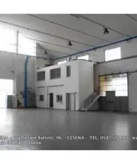 Centro città: Affitto Capannone in Via Genova Centro città: Affitto Capannone in Via Genova