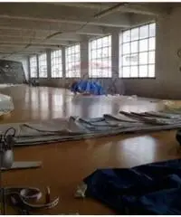 Rif: 21711152-79 - Genova Molassana vendesi capannone industriale / artigianale con posteggio! Rif: 21711152-79 - Genova Molassana vendesi capannone industriale / artigianale con posteggio!