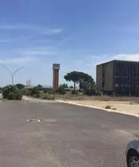 RifITI 003-40/comA - Capannone Industriale in Vendita a Aprilia - Campodicarne di 11000 mq