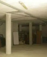 Deposito in Vendita a Campi Salentina