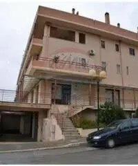 Vendita Magazzino da 110mq con garage