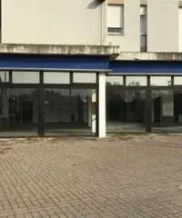 Affitto Capannone in via Sempione 184