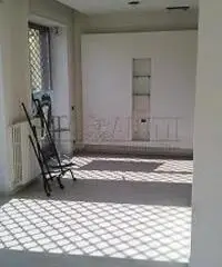 Mazzo: Affitto Capannone in via ghandi Mazzo: Affitto Capannone in via ghandi
