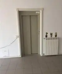 Vendita Capannone da 185mq con ascensore