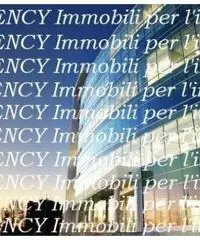 Vendita Capannone in via Via Redecesio