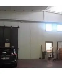 Affitto Capannone in Via Geminiola Affitto Capannone in Via Geminiola