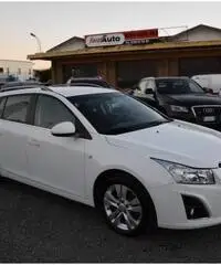 Chevrolet Cruze SW 1.7 D LTZ S.S. - Strafull - Cruise - Bluetooth - Cerchi - Sensori