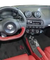 Alfa Romeo 4C 1750 TBi Spider XENON PACK RACING II PINZE ROSSE