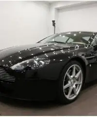 ASTON MARTIN V8 Vantage Coupé Sportshift N400 PARI AL NUOVO rif. 6634966