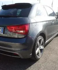 AUDI A1 1.6 TDI S tronic Ambition S line rif. 7167269