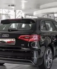 Audi A3 Audi A3 Sportback 1.6 TDI Ambition S-tronic S-Line Audi A3 Audi A3 Sportback 1.6 TDI Ambition S-tronic S-Line