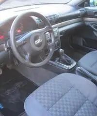 AUDI A4 1.9 TDI cat rif. 6740098 AUDI A4 1.9 TDI cat rif. 6740098