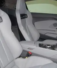Audi R8 5.2 FSI V10 PLUS S-TRONIC MAGNETICRIDE CARBONIO Audi R8 5.2 FSI V10 PLUS S-TRONIC MAGNETICRIDE CARBONIO