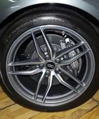 Audi R8 5.2 FSI V10 PLUS S-TRONIC MAGNETICRIDE CARBONIO Audi R8 5.2 FSI V10 PLUS S-TRONIC MAGNETICRIDE CARBONIO