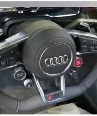 Audi R8 5.2FSI V10 PLUS CERAMIK B&O CARBONIO LED MAG RIDE Audi R8 5.2FSI V10 PLUS CERAMIK B&O CARBONIO LED MAG RIDE
