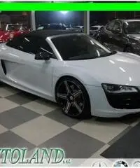 AUDI R8 Spyder 5.2 V10 FSI quattro R tronic*Xenon*pelle*na rif. 7171502 AUDI R8 Spyder 5.2 V10 FSI quattro R tronic*Xenon*pelle*na rif. 7171502
