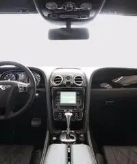 Bentley Flying Spur Bentley Flying Spur V8 Mulliner MY15 BENTLEY (Navi Bentley Flying Spur Bentley Flying Spur V8 Mulliner MY15 BENTLEY (Navi