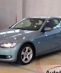 BMW 320 I COUPE' Fari allo Xeno + Climatizzatore bi-zona + Radio cd + BMW 320 I COUPE' Fari allo Xeno + Climatizzatore bi-zona + Radio cd +
