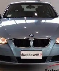 BMW 320 I COUPE' Fari allo Xeno + Climatizzatore bi-zona + Radio cd + BMW 320 I COUPE' Fari allo Xeno + Climatizzatore bi-zona + Radio cd +