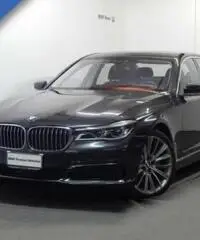 BMW 730 d Eccelsa rif. 7184676 BMW 730 d Eccelsa rif. 7184676