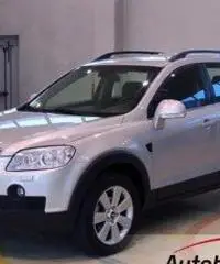 CHEVROLET CAPTIVA 2.0 VCDI LTX 7 POSTI 4X4 AUTOMATICA CHEVROLET CAPTIVA 2.0 VCDI LTX 7 POSTI 4X4 AUTOMATICA
