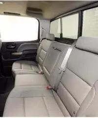 Chevrolet Silverado Chevrolet Silverado LTZ V8 5,3 ECOTEC 355 HP 4X4 C Chevrolet Silverado Chevrolet Silverado LTZ V8 5,3 ECOTEC 355 HP 4X4 C