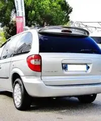 CHRYSLER Grand Voyager 2.5 CRD cat LS rif. 6978926