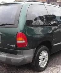 Chrysler Voyager 2000 gpl 7 posti Chrysler Voyager 2000 gpl 7 posti