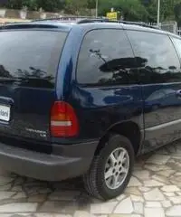 CHRYSLER Voyager 2500*CRD*7posti*Fendi*Cerchi*Occasione* rif. 7009603 CHRYSLER Voyager 2500*CRD*7posti*Fendi*Cerchi*Occasione* rif. 7009603