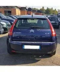 Citroen C4 1.6 HDi 110CV Exclusive Citroen C4 1.6 HDi 110CV Exclusive