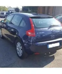 Citroen C4 1.6 HDi 110CV Exclusive Citroen C4 1.6 HDi 110CV Exclusive
