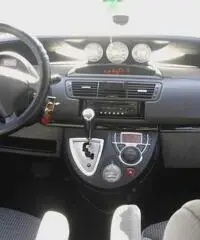 Citroen C8
