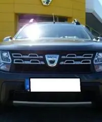 Dacia Duster 1.5 dCi 110CV 4x2 Prestige Dacia Duster 1.5 dCi 110CV 4x2 Prestige