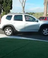 DACIA Duster 16 110cv 4x2 laurate rif. 7093945 DACIA Duster 16 110cv 4x2 laurate rif. 7093945
