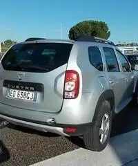 DACIA Duster 16 110cv 4x2 laurate rif. 7093945 DACIA Duster 16 110cv 4x2 laurate rif. 7093945