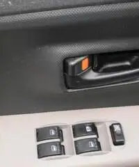 DAIHATSU Sirion 1.0 12V 5 porte rif. 7184147