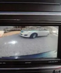 DODGE JOURNEY 2.0 TD R/T FAP Interni in pelle + Radio cd touchscreen + Cruise control + Sedili regol DODGE JOURNEY 2.0 TD R/T FAP Interni in pelle + Radio cd touchscreen + Cruise control + Sedili regol