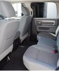 Dodge RAM Dodge RAM SLT Crew Cab sensore pioggia, GPS, USB Dodge RAM Dodge RAM SLT Crew Cab sensore pioggia, GPS, USB