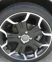 DS DS3 1.6 e-HDi 90 airdream L'uomo Vogue Cabrio a Gasolio del 2013 DS DS3 1.6 e-HDi 90 airdream L'uomo Vogue Cabrio a Gasolio del 2013