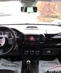 FIAT 500L 1.3 MJT TREKKING Pelle + Bluetooth + Cruise control + Comand FIAT 500L 1.3 MJT TREKKING Pelle + Bluetooth + Cruise control + Comand