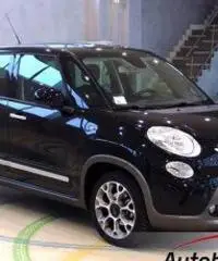 FIAT 500L 1.3 MJT TREKKING Pelle + Bluetooth + Cruise control + Comand FIAT 500L 1.3 MJT TREKKING Pelle + Bluetooth + Cruise control + Comand